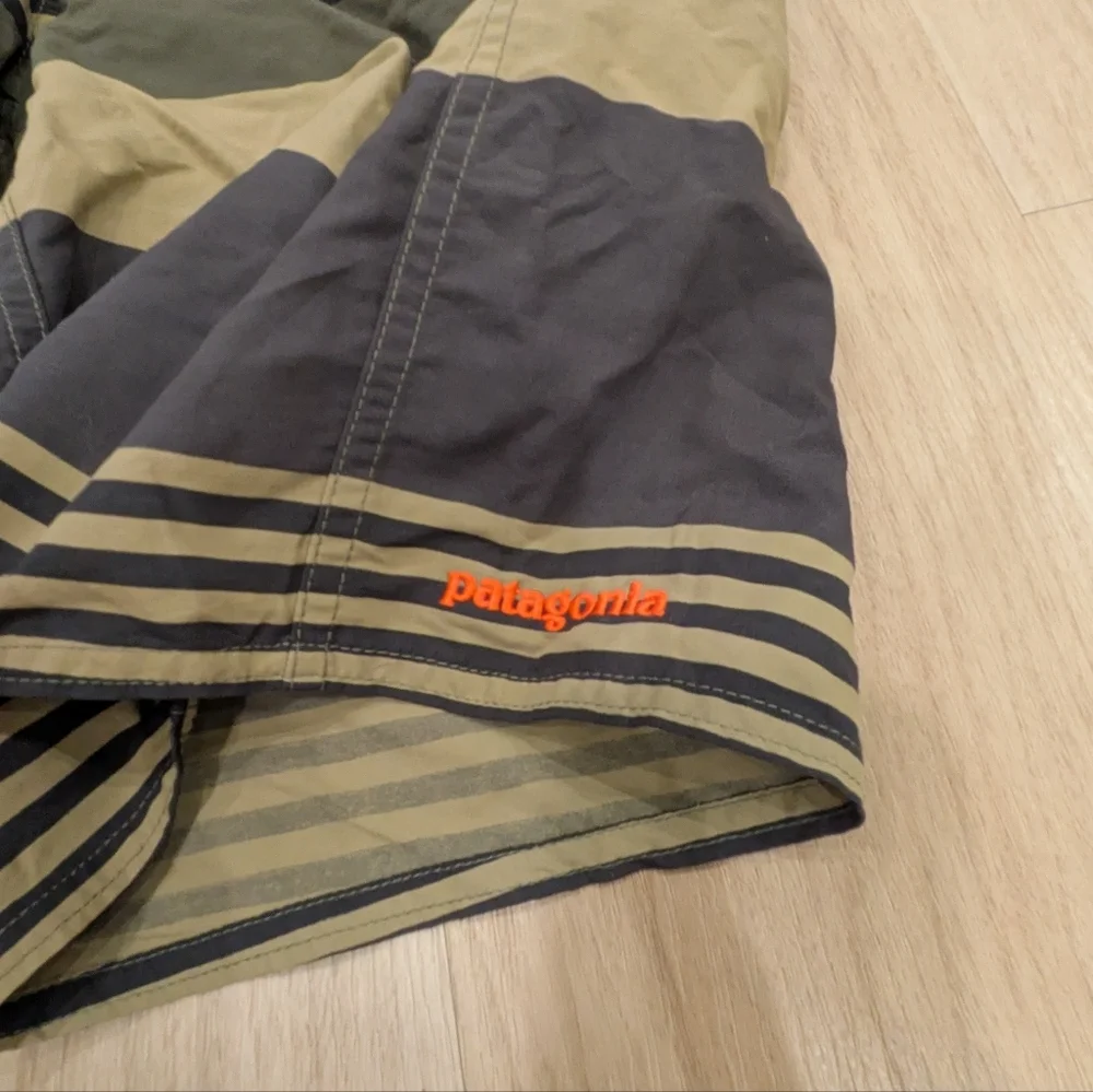 Patagonia Men Swim Shorts Brown With Stripes Size 3